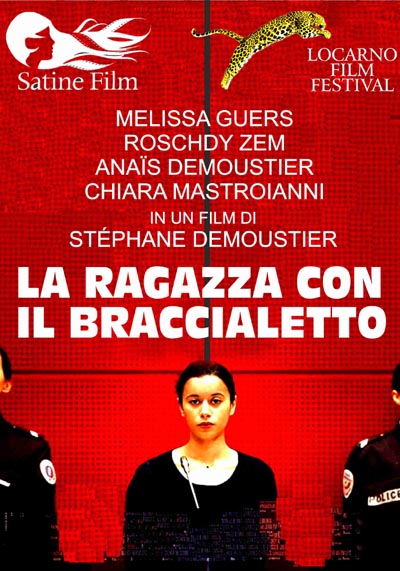 La ragazza con il braccialetto